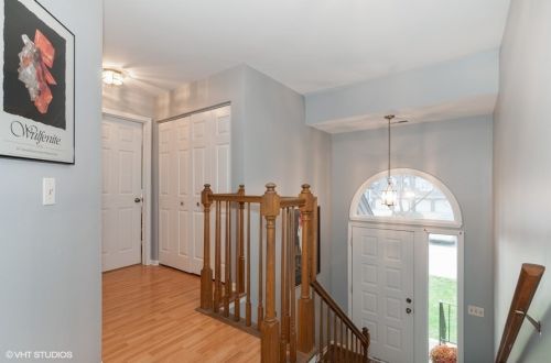 6 Willow Pkwy, Buffalo Grove, IL 60089-6602
