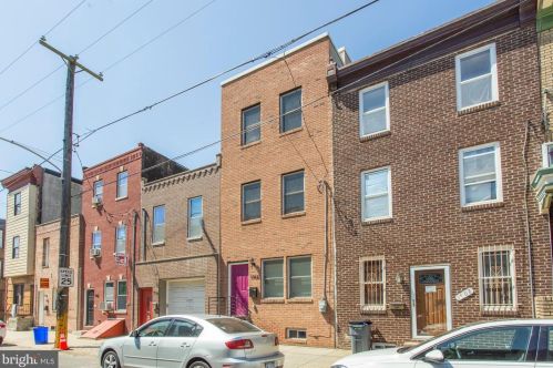 1704 4 St, Philadelphia PA 19133-3230 exterior