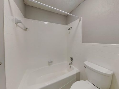 4919 Ledgestone Dr, Fort Worth TX  76132-2014 exterior