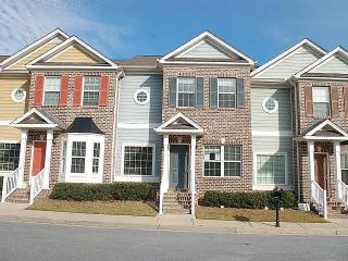 7610 Avalon Blvd, Fairburn, GA 30213-6092