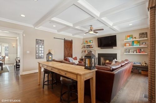 26 Golf Ave, Willowbrook IL  exterior