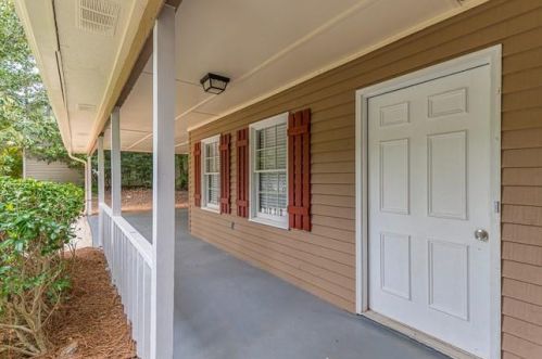 3962 Woodland Cir, Conyers GA  30013-3057 exterior