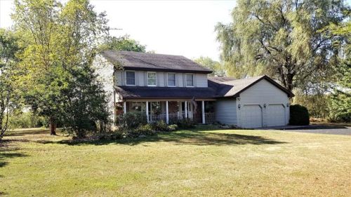 20013 Lembcke Rd, Alden, IL 60033-9656