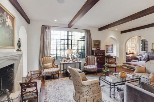 81 Lakeview Ave, Atlanta GA  30305-3779 exterior