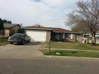 4505 Kaviland Ave, Fresno, CA 93725-1527