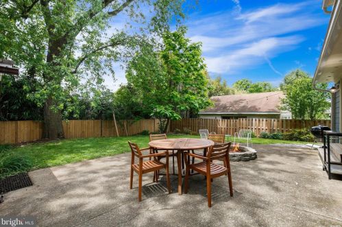 2231 Luzerne Ave, Silver Spring MD 20910-2133 exterior