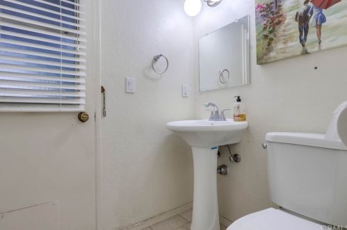 1536 Laster Ave, Anaheim CA  92802-2712 exterior