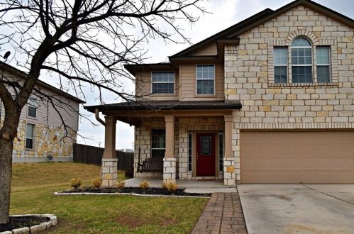 1065 Four Seasons Farm Dr, Uhland, TX 78640-5764