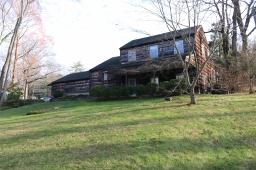 671 Meyersville Rd, Gillette, NJ 07933-1338