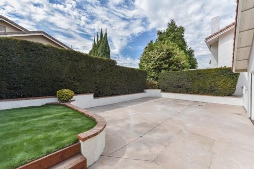 12 Campanero, Irvine CA  92620-1821 exterior