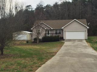 783 Harvest Meadows Dr, Kodak, TN 37764-1776