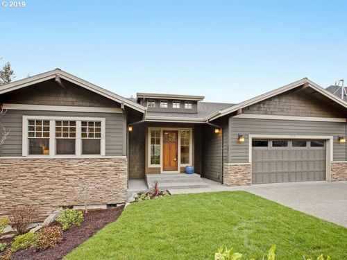 3975 Dolph Ct, Portland OR  97219-3652 exterior