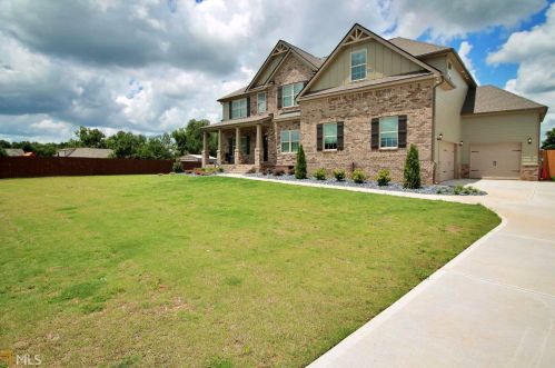 105 Glide Ct, Jackson, GA 30233-6280
