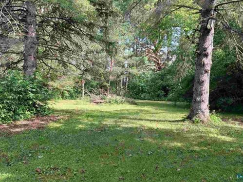 5609 Highway 210, Cromwell, MN 55726