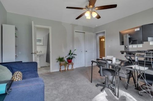 1320 Heatherland Dr, Atlanta GA  30331-7406 exterior