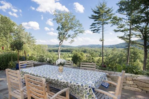 63 Belden St, Canaan, CT 06031-1113