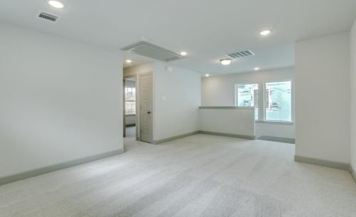 1520 Jackson St, Carrollton TX 75006-6296 exterior