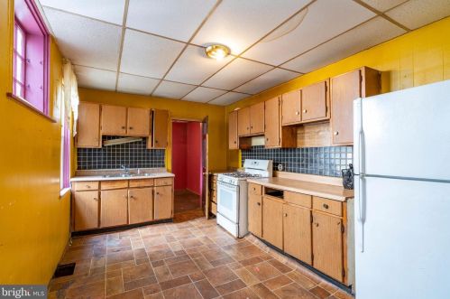 144 Juniata St, Lancaster PA  17602-4324 exterior