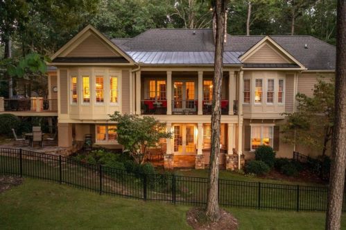 1151 Linger Longer Dr, Reynolds Plantation, GA 30642-4889