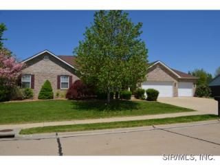 4025 Sassafras Ln, Belleville, IL 62221-7613