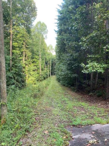 3266 Cooper Bridge Rd, Gainesville, GA 30507-8815