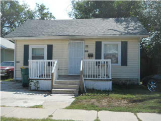 1307 Orme St, Wichita, KS 67211-2652
