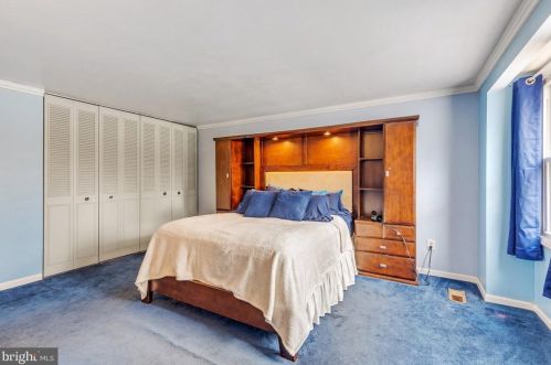 201 Newport Dr, Severna Park MD exterior