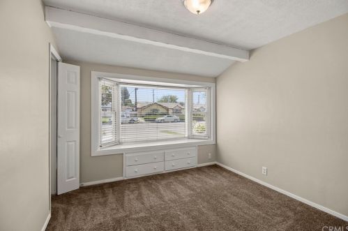 2949 Bridgeport Ave, Anaheim CA  92804-2049 exterior