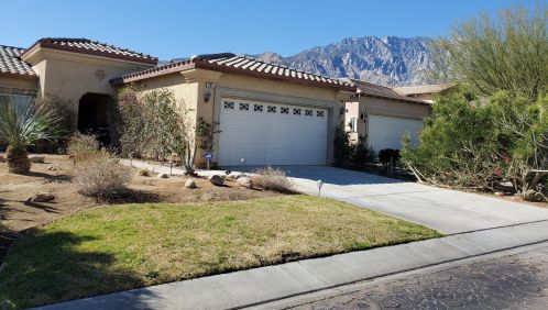 745 Summit Dr, Palm Springs, CA 92262-1226