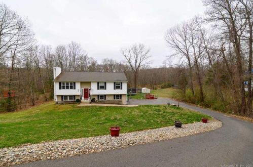 40 Old Kent Rd, North Windham, CT 06250-1416