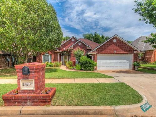 15204 Summit Parke Dr, Edmond, OK 73013-1346