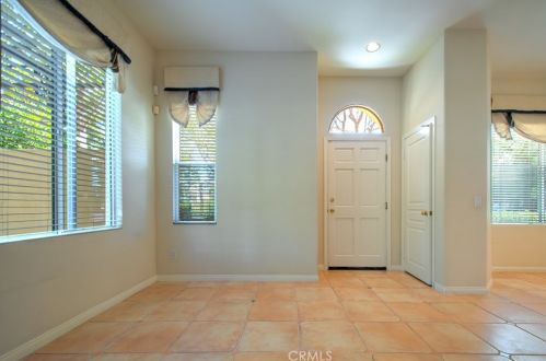 2 Altezza, Irvine CA  92606-8909 exterior