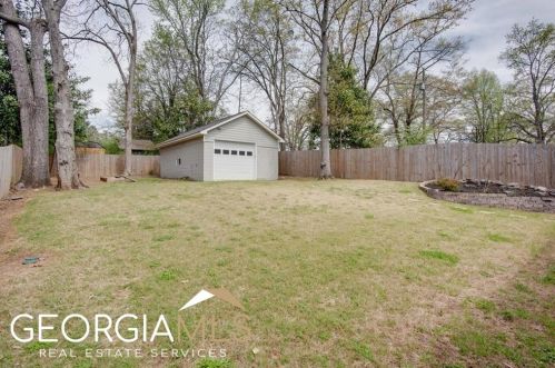 1723 Hardin Ave, Atlanta GA  30337-2059 exterior