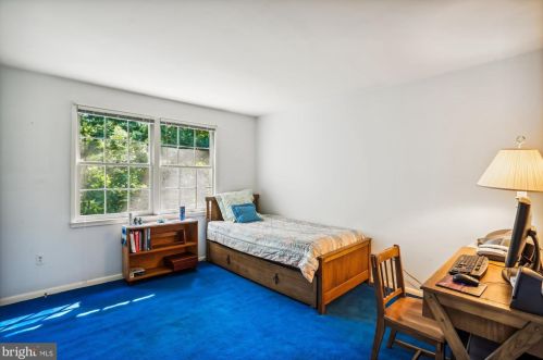 11924 Viewcrest Ter, Silver Spring MD 20902-1553 exterior