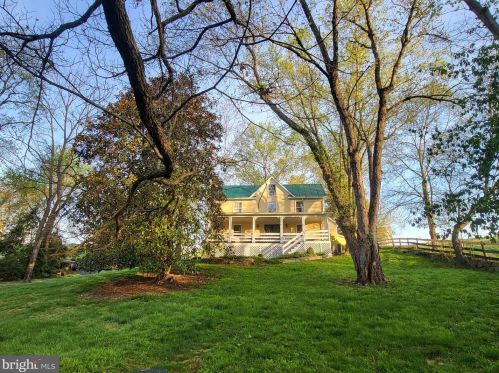 8520 Maidstone Rd, Delaplane, VA 20144-2234
