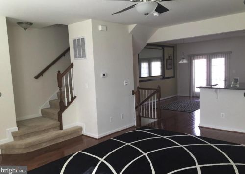 14072 Cannondale Way, Gainesville VA  20155-3307 exterior