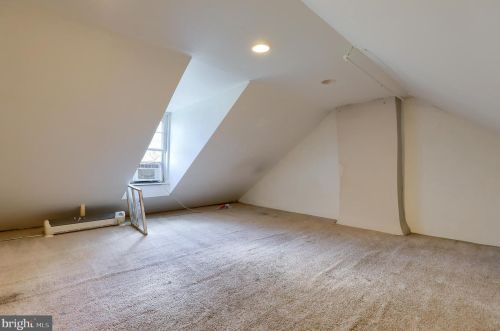 326 Mary St, Lancaster PA  17603-3331 exterior