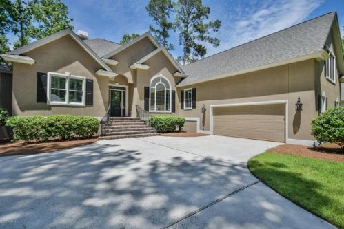 15 Longwood Dr, Bluffton, SC 29909-4232