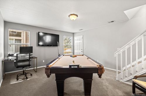 5162 Nepal Way, Aurora CO 80015-6403 exterior