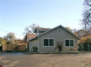 10640 Joeger Rd, Auburn, CA 95602-9089