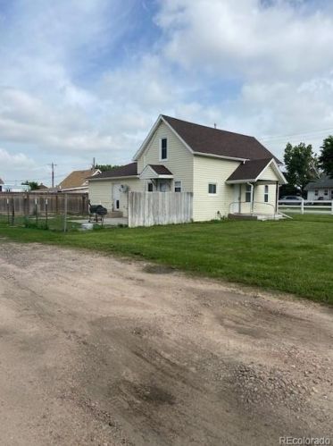 324 Birch St, Yuma, CO 80759-1406