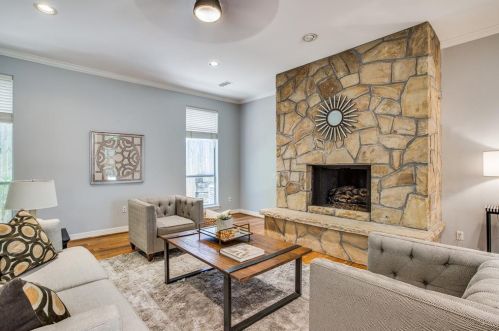 6309 Dysart Cir, Dallas TX  75214-5605 exterior