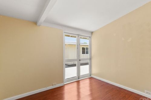 1129 Vermont Ave, Anaheim CA  92802-1825 exterior