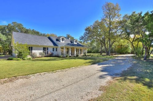 262 Ridgewood Rd, Georgetown, TX 78633-9568