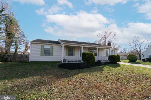 7 New Way Ct, Willingboro, NJ 08046-1359