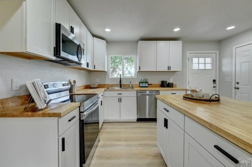 3502 Ivywood Ln, Pueblo CO  81005-2555 exterior