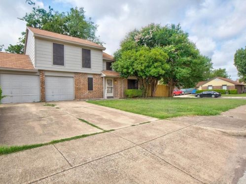 6750 Dandelion Dr, Fort Worth, TX 76137-2338