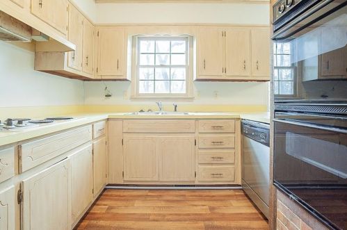 760 Greenvine Pl, Roswell, GA 30076-2821