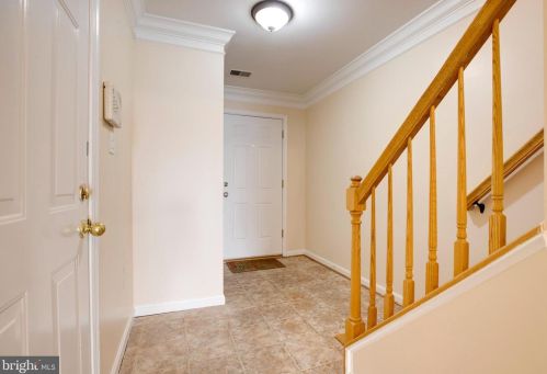 14104 Ashler Ln, Gainesville, VA 20155-1418