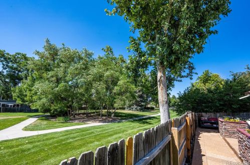 12618 Bates Cir, Denver, CO 80014-3316